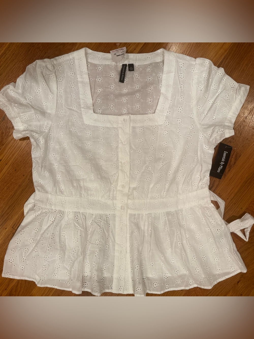 Essentials By Milano Button-front Eyelet Square Neck Peplum To, XL